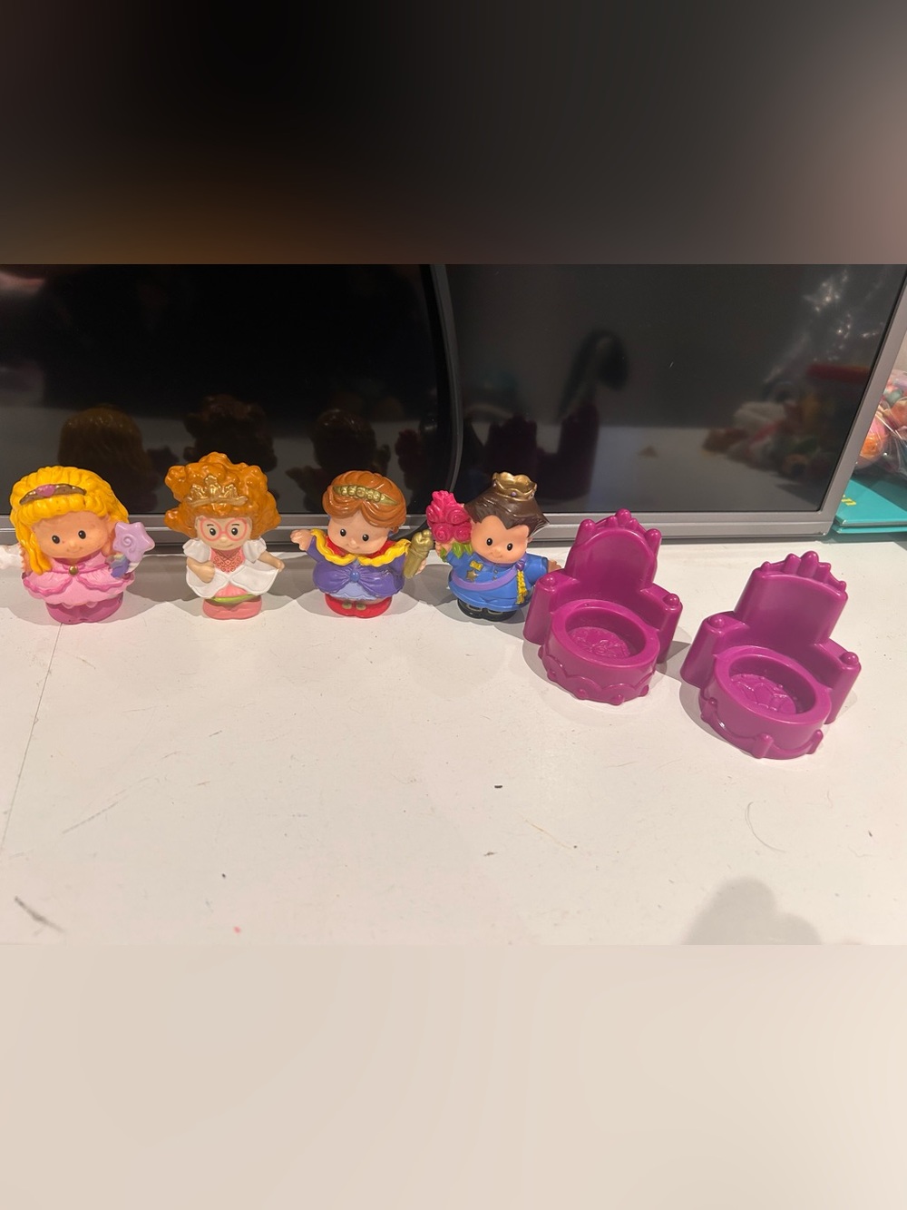 Little people figures